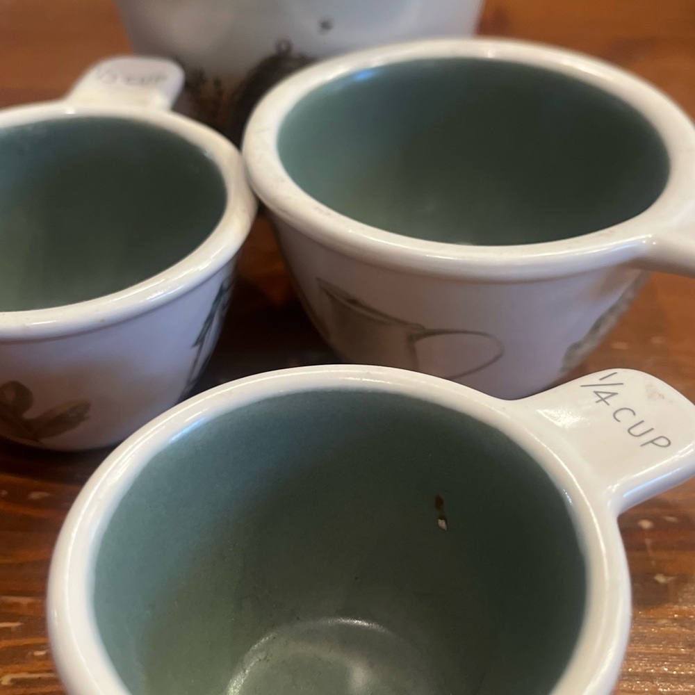 Pfaltzgraff Ceramic Measuring Cups - Teal and White